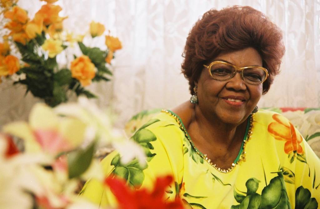 Gastronomia e roda de samba com Dona Ivone Lara em Oswaldo Cruz