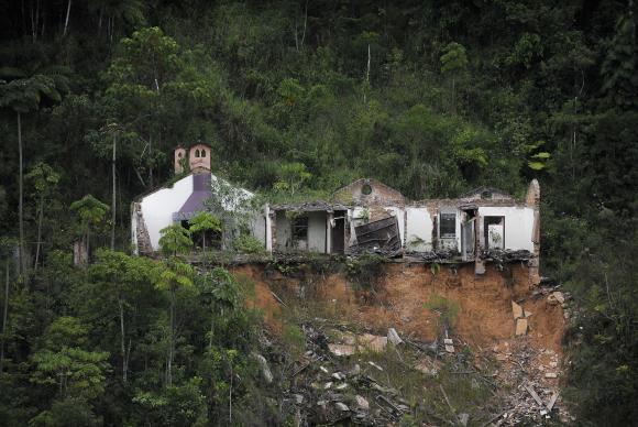 Chuva deixa Região Serrana do Rio em estado de alerta