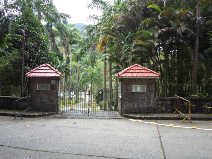 Champanhe, cerveja e choro na Gávea Pequena