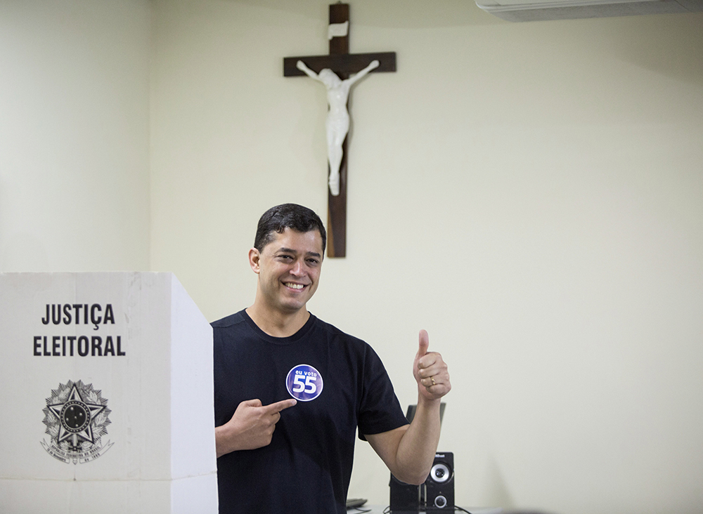 Índio da Costa diz ser o único capaz de derrotar Crivella no 2º turno