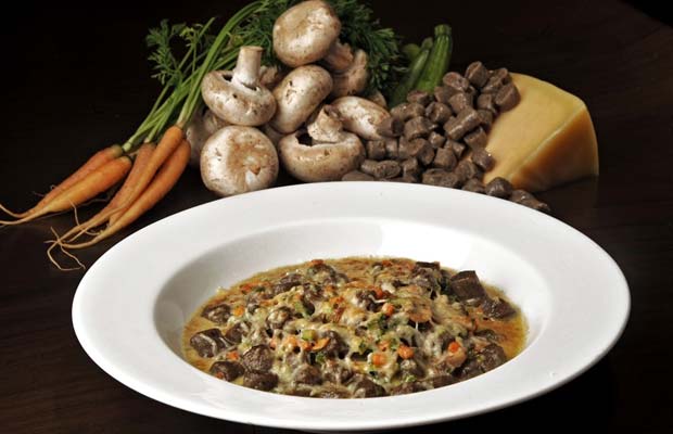 Nhoque de funghi gratinado com Grana Padano<br> Nhoque de funghi gratinado com Grana Padano<br>
