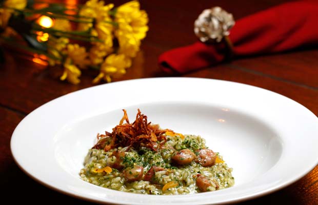 Risoto de cordeiro, damasco e pesto siciliano<br> Risoto de cordeiro, damasco e pesto siciliano<br>