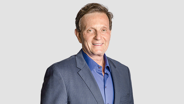 Crivella faz show em apoio à construção do Memorial do Holocausto