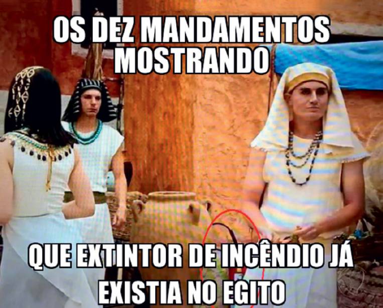 O gênero pode até estar em decadência e com o ibope em queda, mas ainda rende muito assunto. Em 2015, deram o que falar o beijo gay de Babilônia, a reconstituição do Egito em Os Dez Mandamentos e a briga pela audiência entre a Globo e a Record