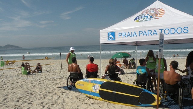 Projeto promove luau acessível a deficientes físicos