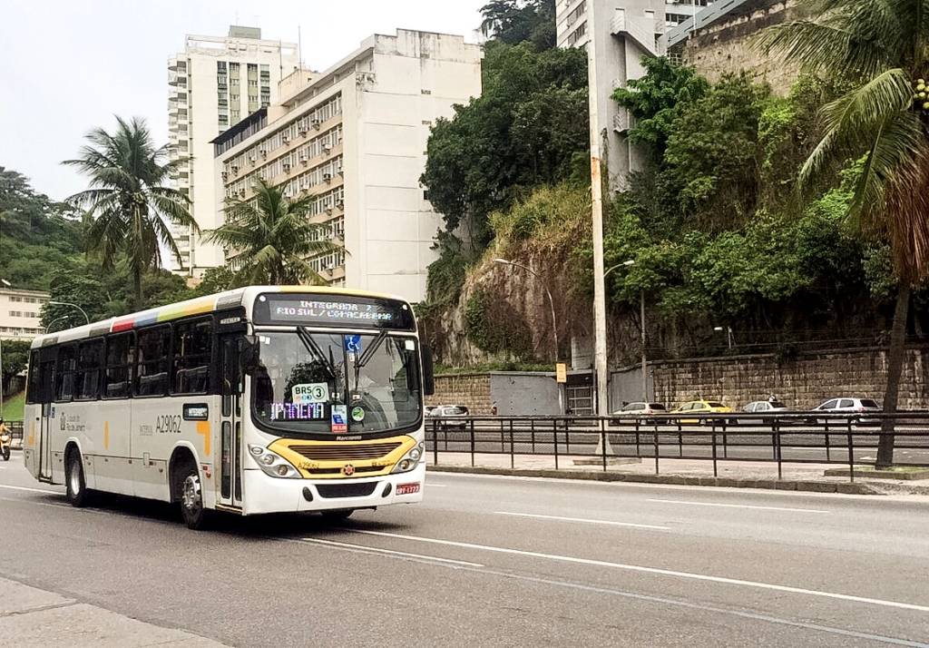 Passagens de ônibus ficam mais caras no Rio
