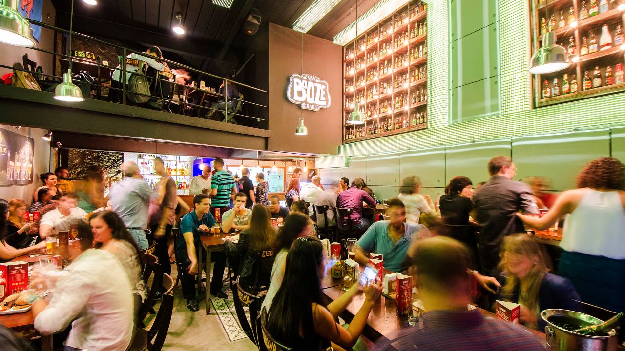 BARES BOOZE BAR 003