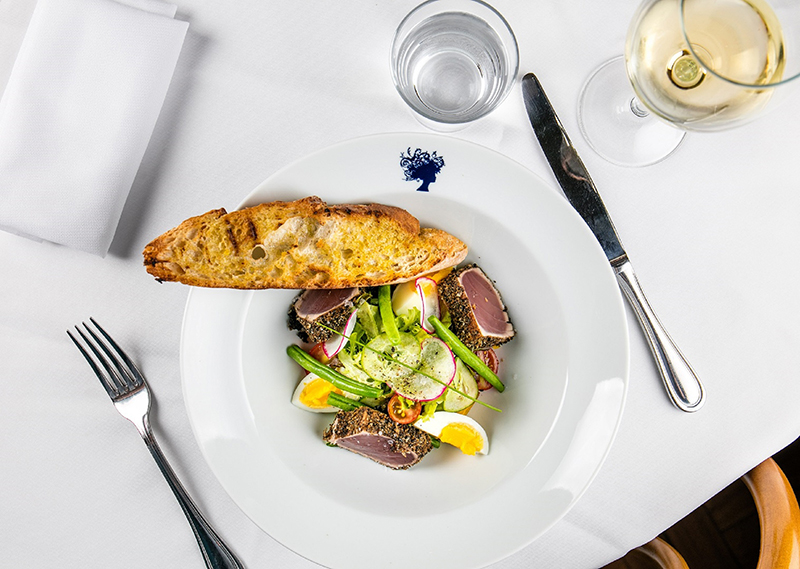 Bagatelle_salada niçoise_Tomas Rangel