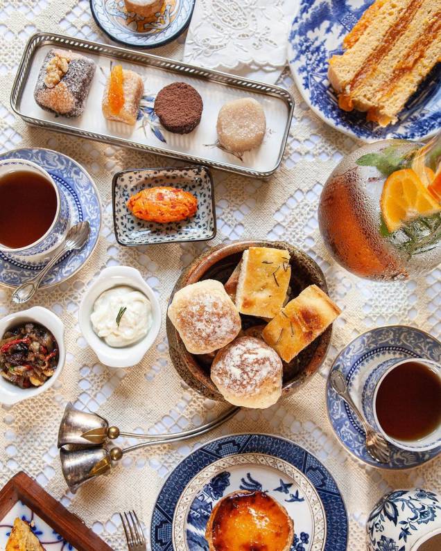 Alda Maria Doces Portugueses: café da tarde completo Alda Maria Doces Portugueses: café da tarde completo