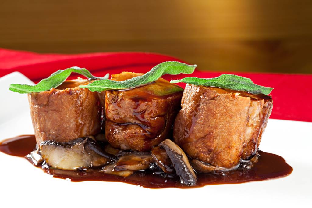 Um giro pelo bairro que anda goleando na gastronomia