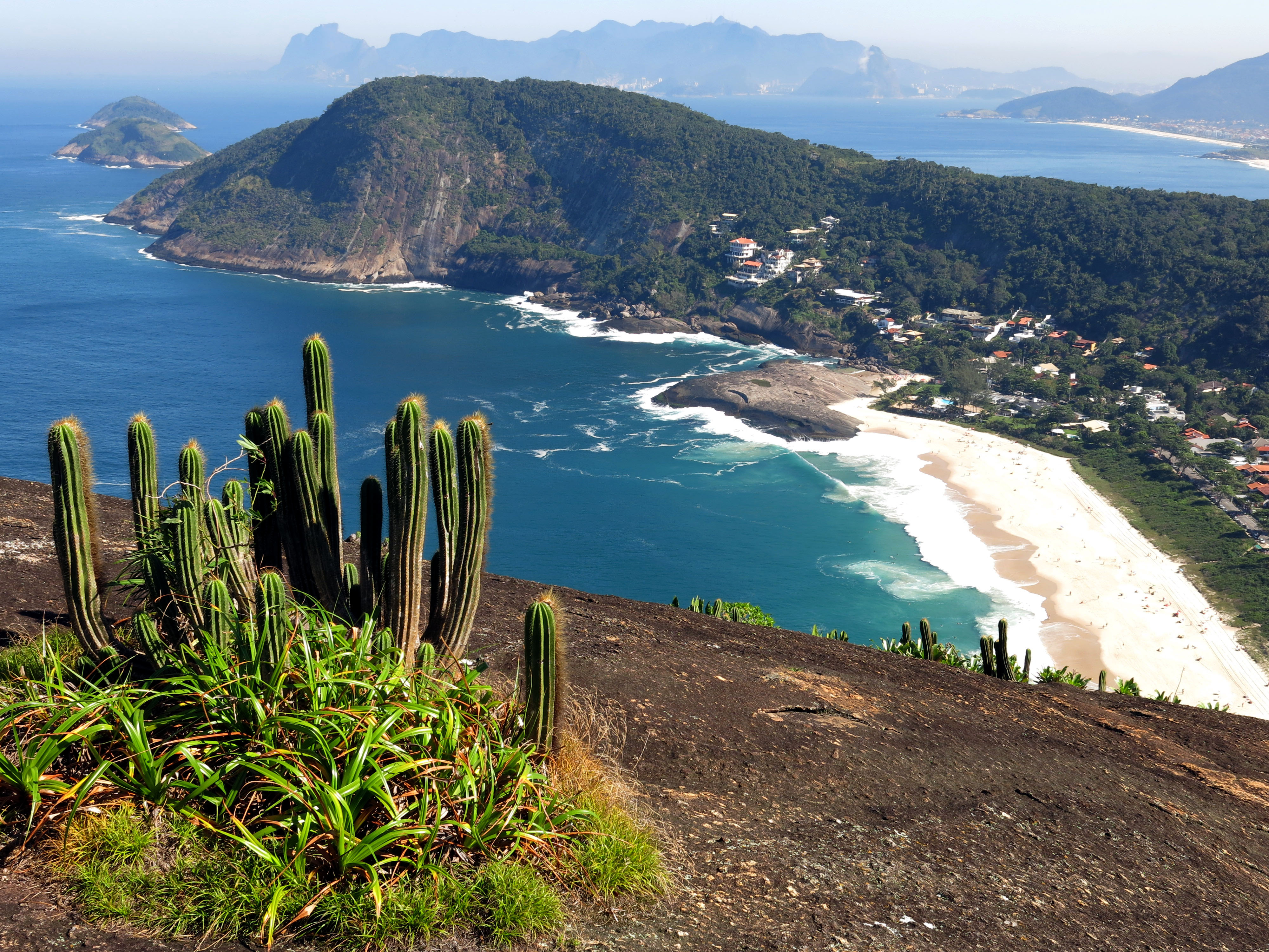 Itacoatiara ganha guia com dicas para trilhas