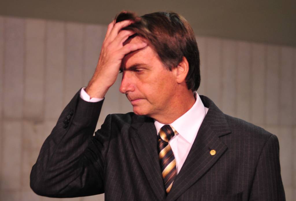 Bolsonaro é condenado por declarações contra homossexuais