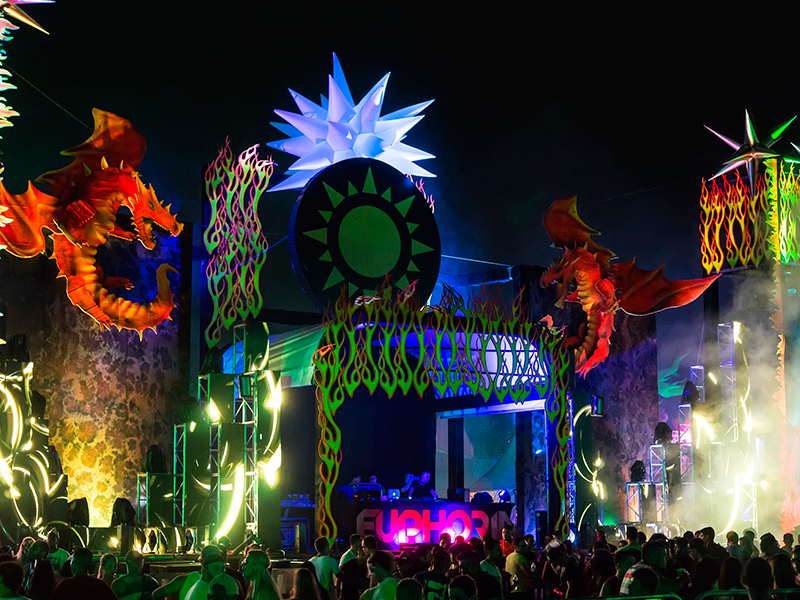 As festas mais badaladas da semana