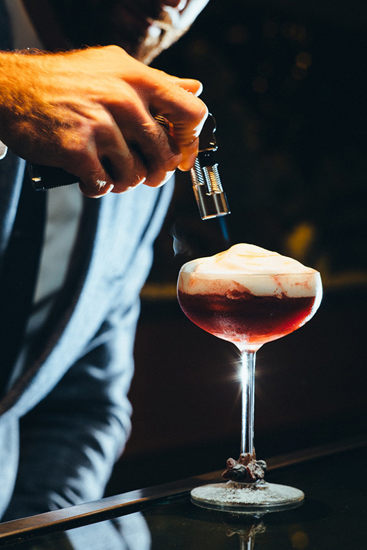 Restaurantes com boas cartas de drinques