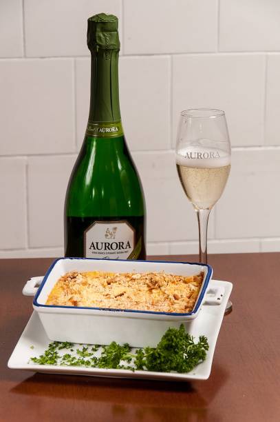 Café Dellas: o peixe vem desfiado, coberto por creme de queijo e azeite de ervas Café Dellas: o peixe vem desfiado, coberto por creme de queijo e azeite de ervas