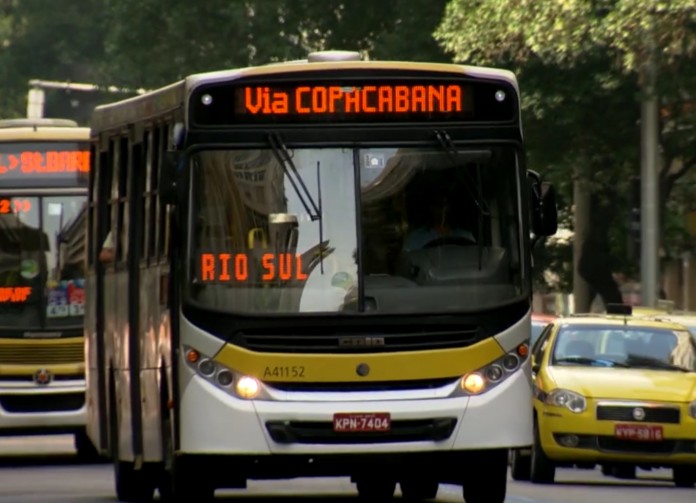 Passagem de ônibus tem tarifa alterada pela  4ª vez em 6 meses