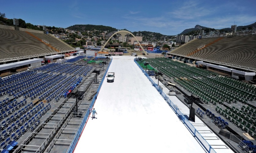 Como fica o trânsito no entorno do Sambódromo durante o Carnaval