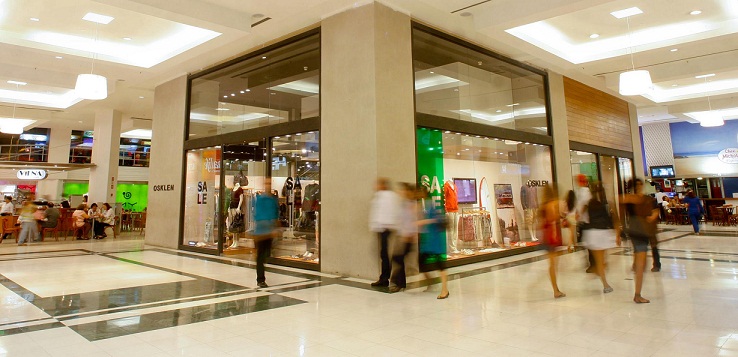 Shoppings do Rio recolhem doações de agasalhos