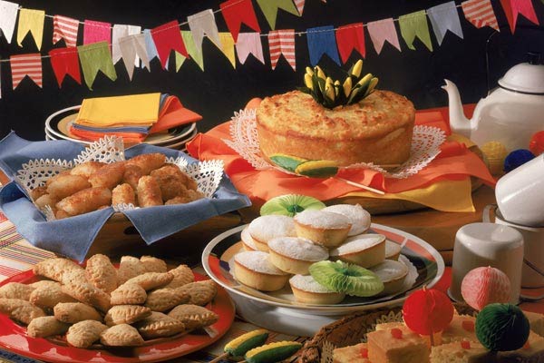 Com ultraprocessados barrados, pode salsichão na festa junina da escola?