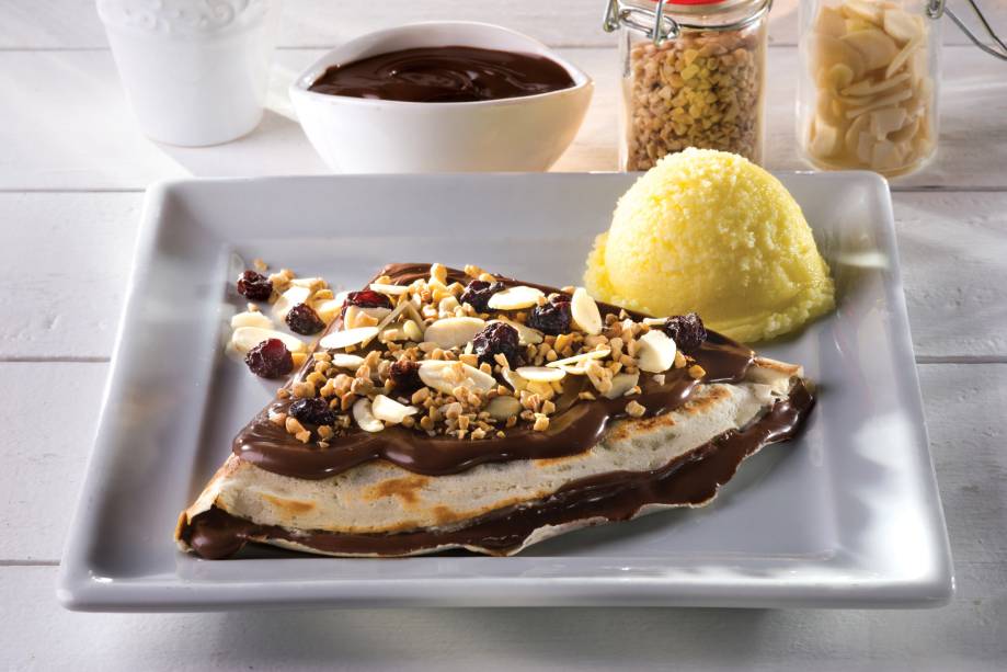 Crepelocks - Crepe Mixed Nuts
