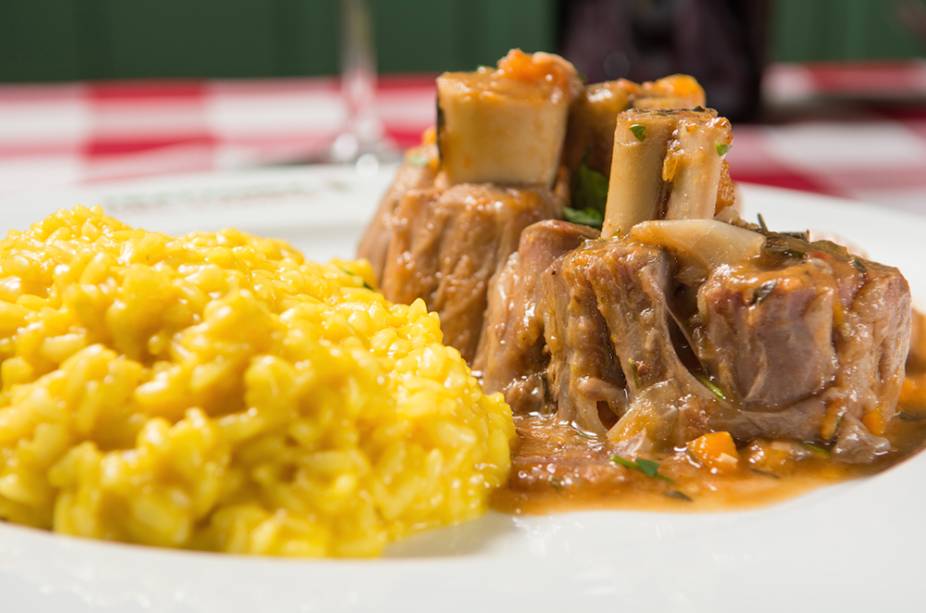 Ossobuco com risoto de açafrão: R$ 58,00