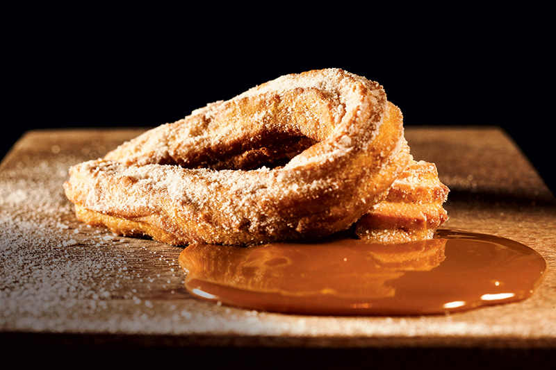 Churros, doce de leite e flor de sal: tentação no Bazzar Lado B