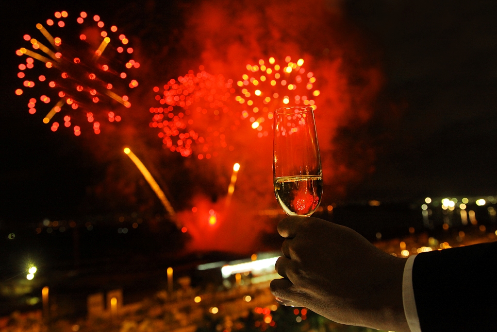 Barra da Tijuca terá dez pontos de queima de fogos no Réveillon