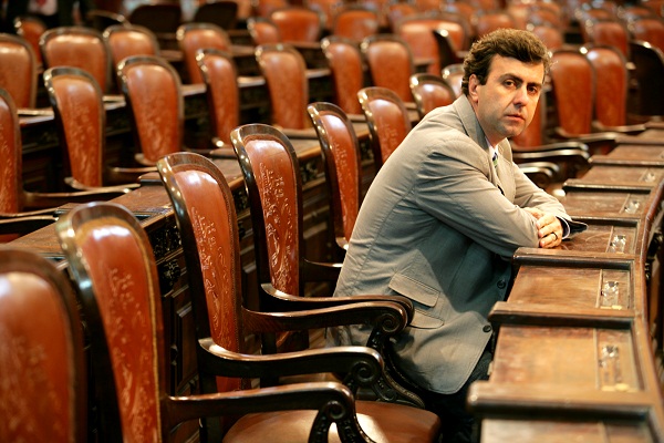 Segurança de Freixo é sequestrado e confundido com PM