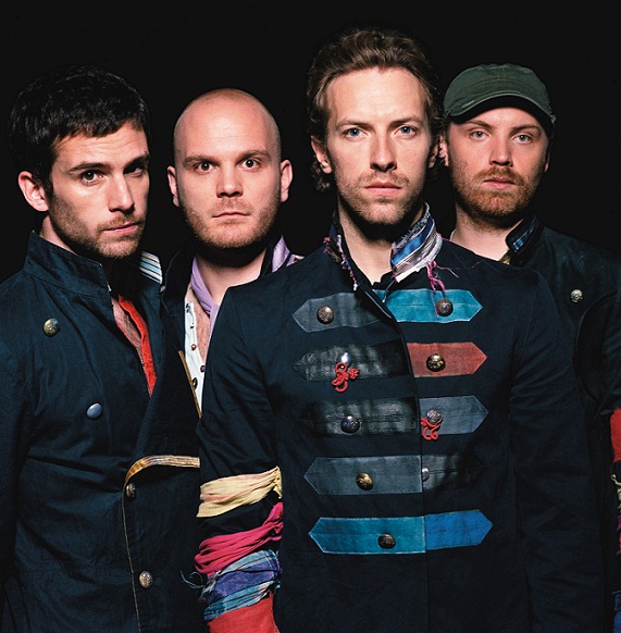 Da esquerda para a direita: a banda é formada por Guy Berryman (baixo), Will Champion (bateria), Chris Martin (vocal, guitarra, teclados e piano) e Johnny Buckland (guitarra)<br>