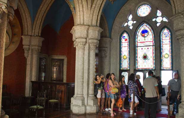 Dentro da construção gótica, ornamentos criam belo visual<br> Dentro da construção gótica, ornamentos criam belo visual<br>