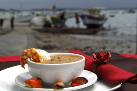 Sopa del Mar: creme de aipim com frutos do mar.<br> Sopa del Mar: creme de aipim com frutos do mar.<br>
