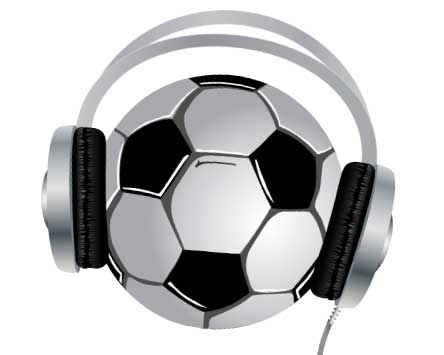 Música e bola em favela pacificada