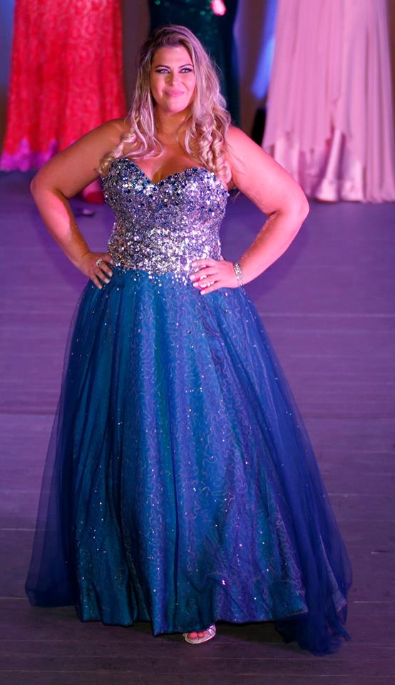 Aline Mansur é eleita Miss Plus Size Carioca 2015. Veja fotos