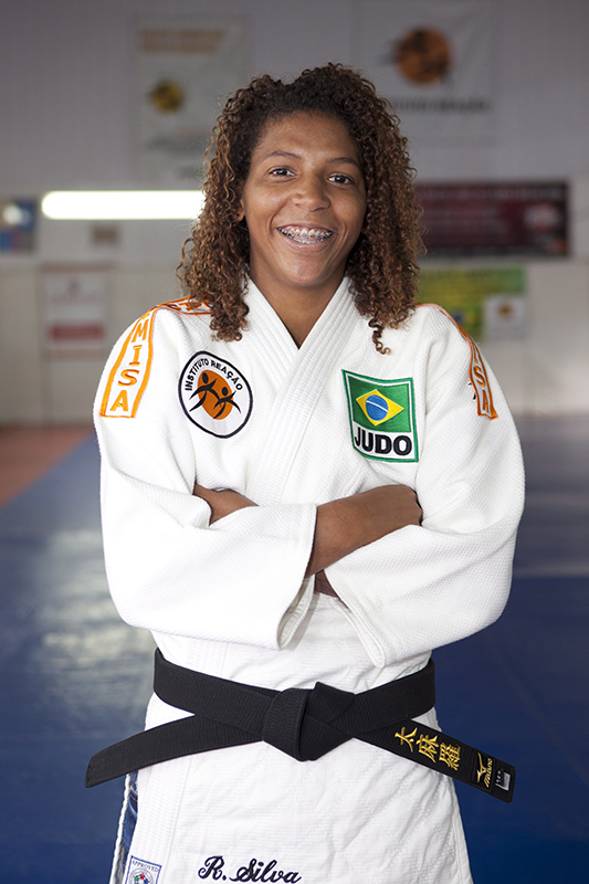 Judoca Rafaela Silva é parada pela polícia e aponta preconceito