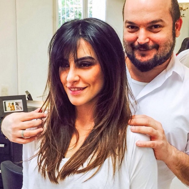 Marcio Mello, cabeleireiro de famosas como Glória e Cleo Pires, abre salão de beleza em Copacabana