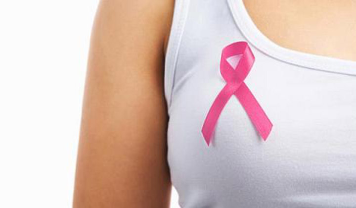 Médicas tiram dúvidas sobre câncer de mama em evento gratuito