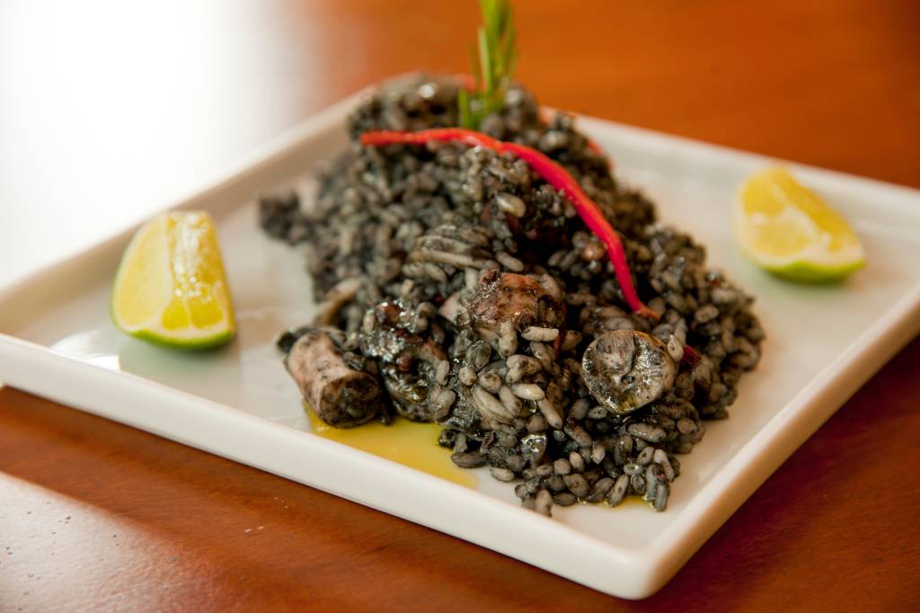 Após sucesso da estreia, Paella Fest do Venga! tem nova edição. Veja os detalhes