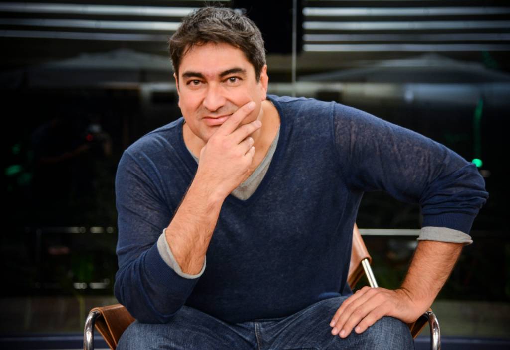 Zeca Camargo será processado por família do sertanejo Cristiano Araújo, morto em acidente de carro