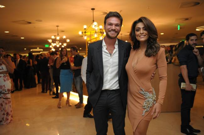 Emilio Dantas e Juliana Paes