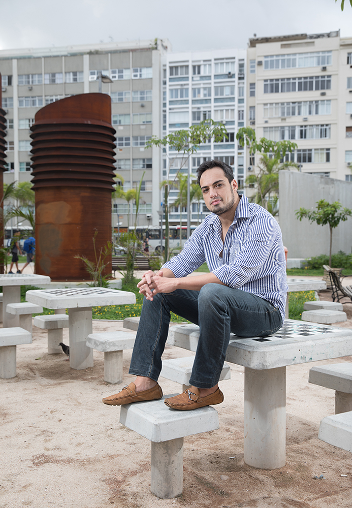 Páginas no Facebook ajudam a resolver problemas dos bairros