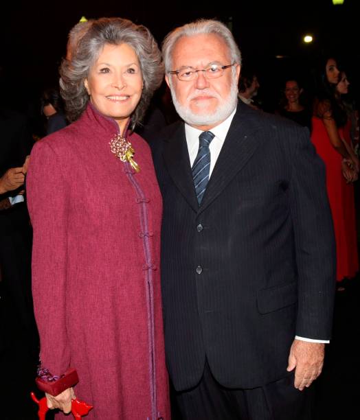 RI Rio de Janeiro 18/08/2011 Jantar de abertura do evento no Palácio da Cidade, em Botafogo. .agência Globo  foto Marcos Ramos . Na foto  Gisela Amaral e Ricardo Amaral