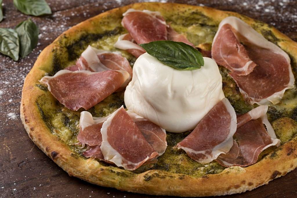Capricciosa; pizza de burrata