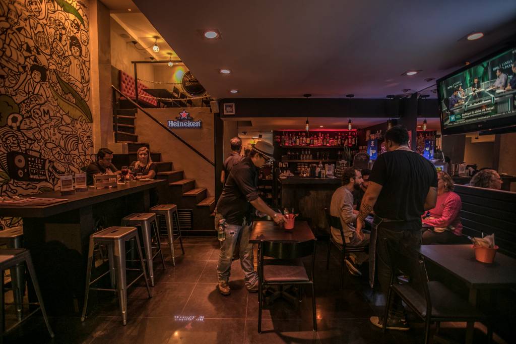 COMER & BEBER 2017/2018: Lagoa, Leme e Urca – Bares