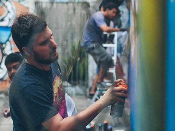 Praça Varnhagen recebe evento de música e arte neste sábado