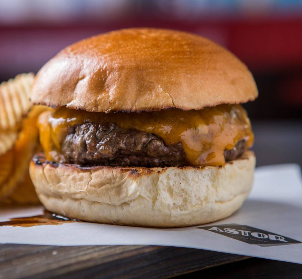 Astor e Barthodomeu renovam seus cardápios