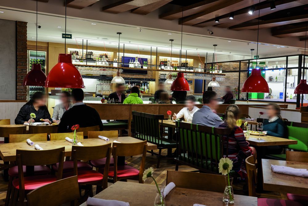 Abbraccio Cucina Italiana oferece 100 vagas de emprego