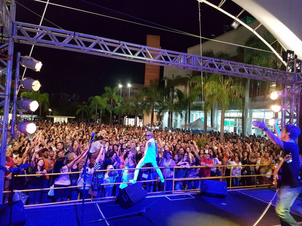 Festival leva covers de Bob Marley e U2 ao Downtown
