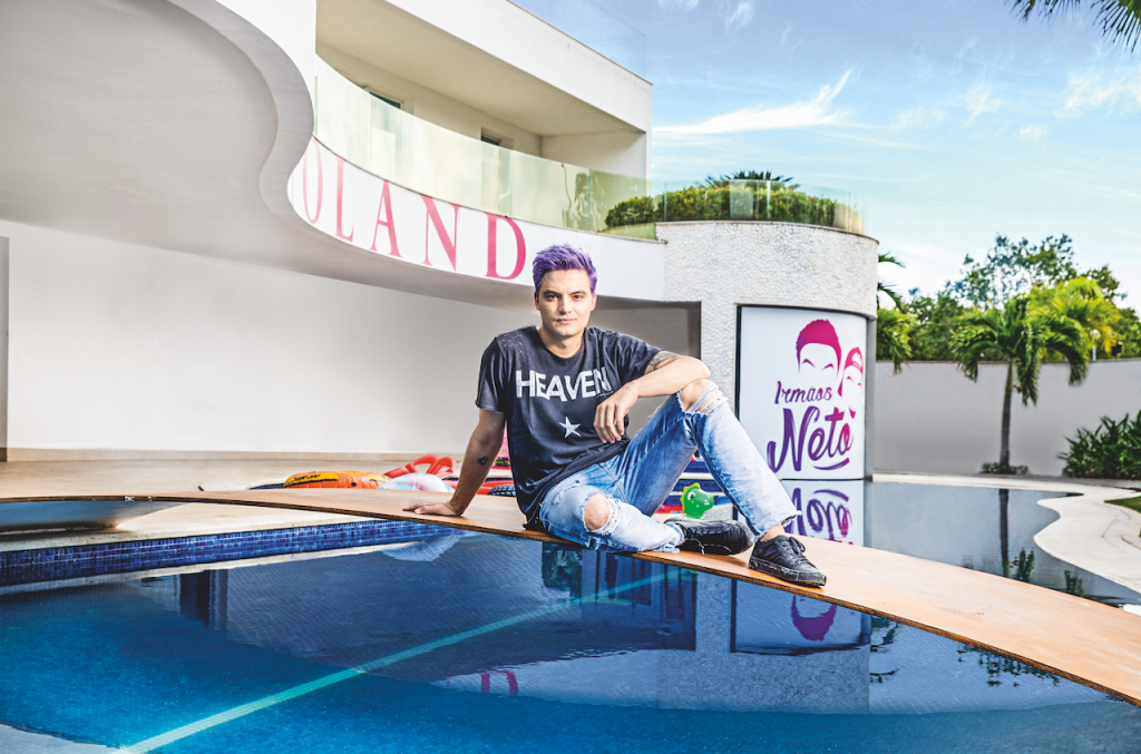 Felipe Neto lança aplicativo oficial e declara guerra ao YouTube