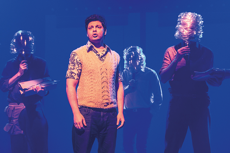 Crítica: “Sucesso” arranca gargalhadas culpadas (e intermináveis)