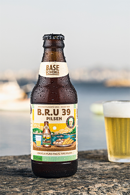 Dois bares lançam rótulos próprios de cerveja